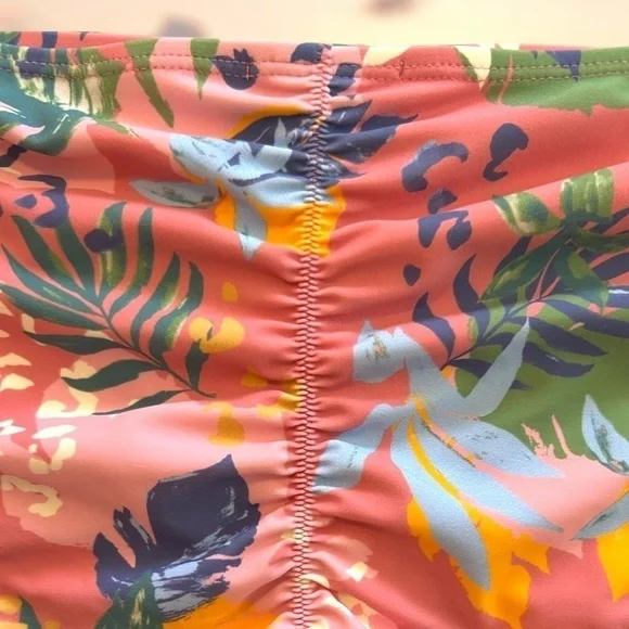 TRUE CRAFT Jungle Print Ruched-Back Hipster Swim Bottoms NWT/Lg - Picture 8 of 12